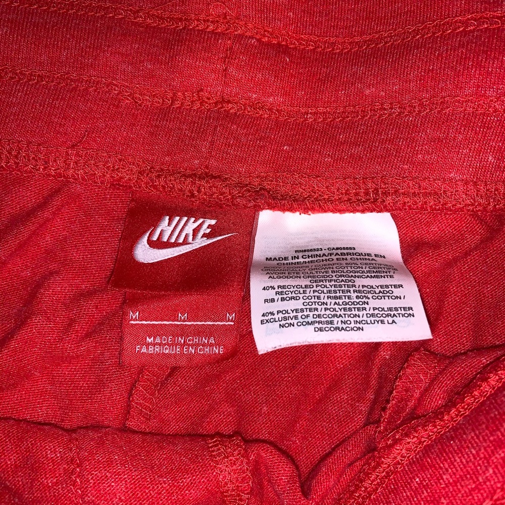 Red Nike Sweatpants Size Medium Joggers - Picture 2 of 3